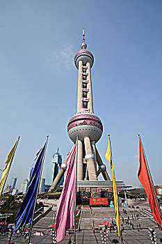 上海的标志建筑东方明珠电视塔