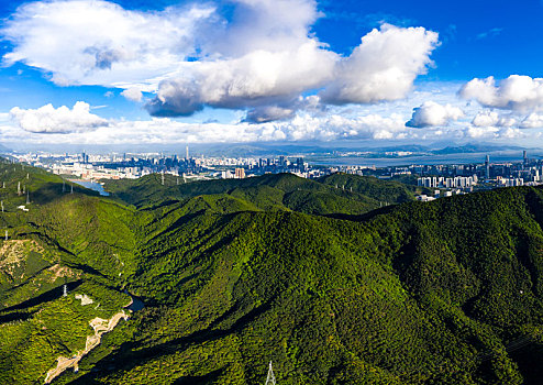 航拍塘朗山,深圳湾,塘朗,梅林水库,南山和龙华风光