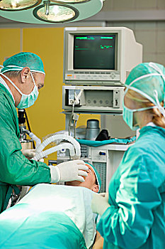 病人,躺着,手术台,两个,外科,外科手术,房间