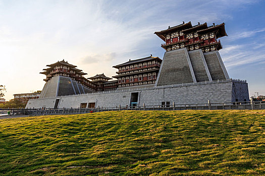 洛阳应天门,洛阳,应天门,紫薇城,亭台楼阁,古代宫殿,中式建筑,仿古建筑,唐代建筑,洛阳地标,隋唐洛阳城,古建筑,城市风光,宫殿建筑,标志性建筑,中国,河南省,洛阳市,紫微宫,万象神宫,遗址,国家遗址