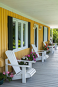 前廊,宽木躺椅,天竺葵,东方,魁北克,加拿大