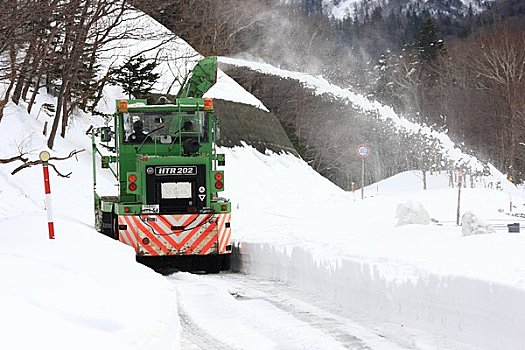 扫雪机