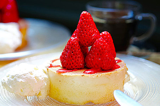 草莓,蛋糕