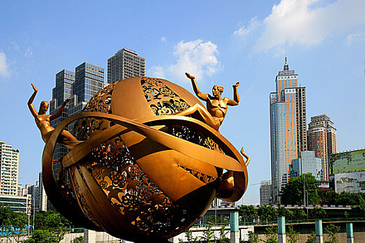 重庆南坪国际会展中心广场前的,和平,交流,发展,不锈钢雕塑