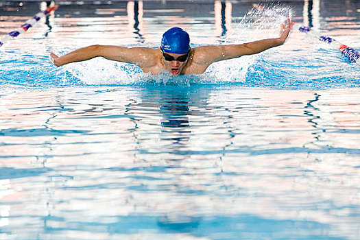 體育運動－游泳