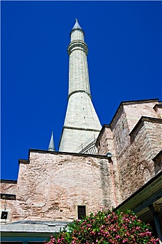 尖塔,圣索菲亚教堂