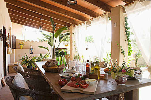 庭院桌,餐食,阳台,木质,屋顶