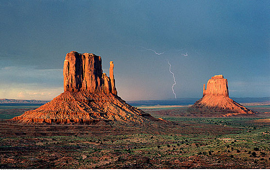 闪电,岩石构造,纪念碑谷,亚利桑那
