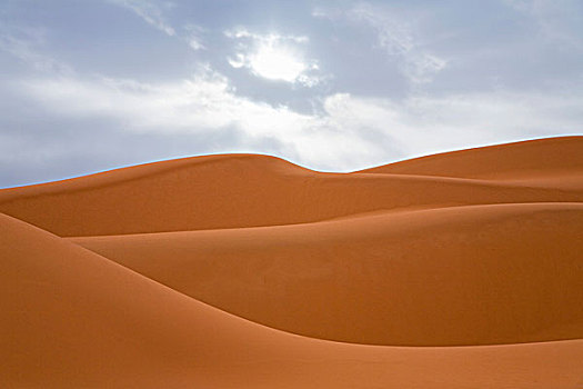 沙丘,云,利比亚沙漠,撒哈拉沙漠,利比亚,北非,非洲