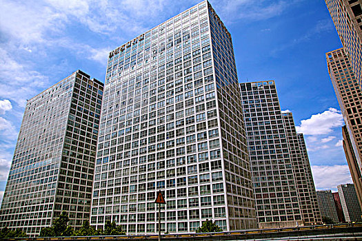 北京建外soho建筑群陆家嘴夜景鸟瞰香港现代,情侣浦东的清晨道路,现代