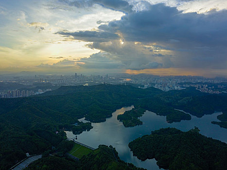 清晨时分的广东惠州市红花湖景区航拍风光