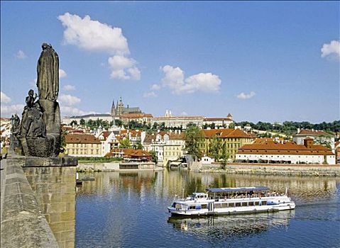 游船,伏尔塔瓦河,城堡,查理大桥,布拉格,捷克共和国