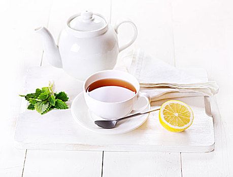 茶杯,茶壶,柠檬,薄荷,木板