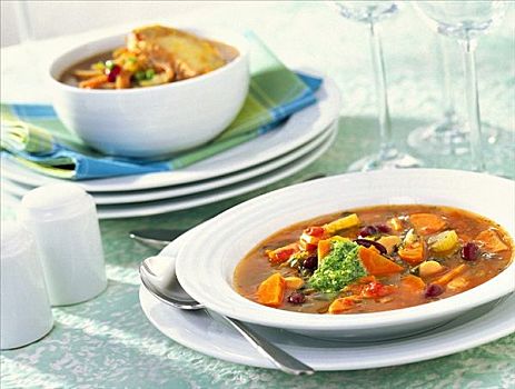 蔬菜汤,胡萝卜,豆
