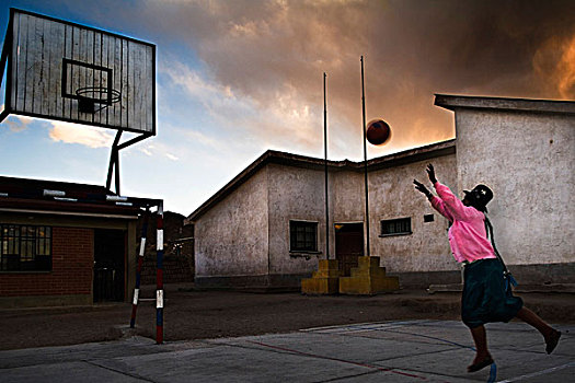 玻利维亚人,篮球