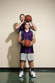 高,短小,篮球手