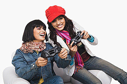 两个女人,玩,电子游戏,笑