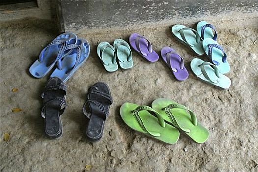 人字拖鞋,印度