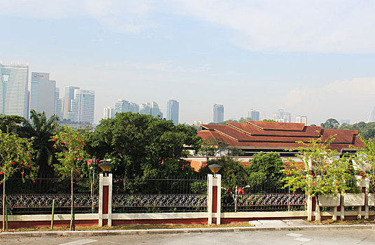 马来西亚吉隆坡湖滨公园红顶建筑
