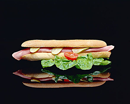 一个三明治,火腿,沙拉叶