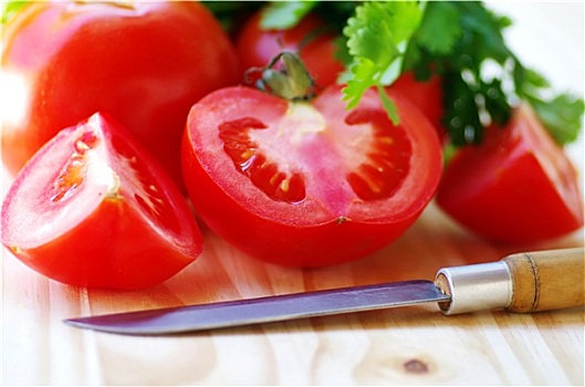 成熟,西红柿,切片,刀,桌上