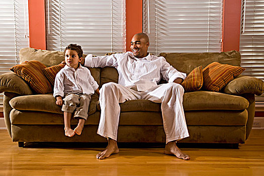 肖像,美国黑人,父子,坐,沙发