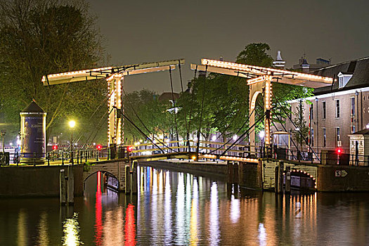 开合式吊桥,河,夜晚,阿姆斯特丹,北荷兰,荷兰