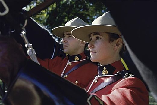 加拿大皇家骑警,警察