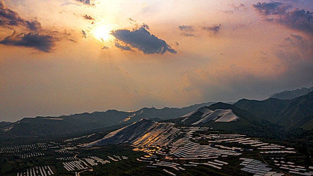 山西芮城光伏发电惠民生