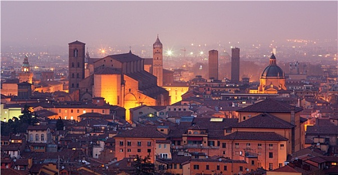 博洛尼亚,远眺,老城,大教堂,教堂,晚间,黃昏