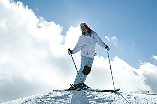 美女,滑雪,站立,上面,滑雪坡,全身像