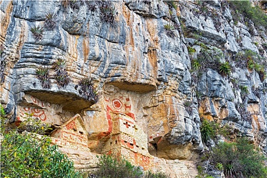 陵墓,悬崖