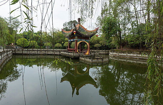 阆中古城锦屏山景观