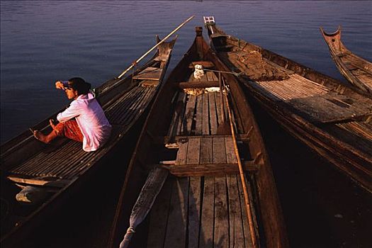 缅甸,女人,等待,独木舟,伊洛瓦底江