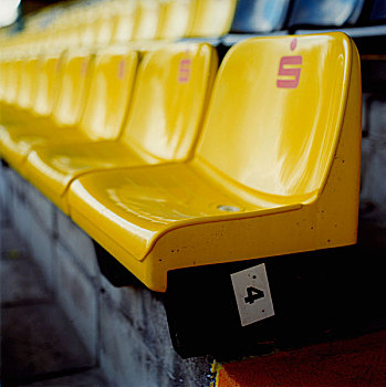 黄色,座椅