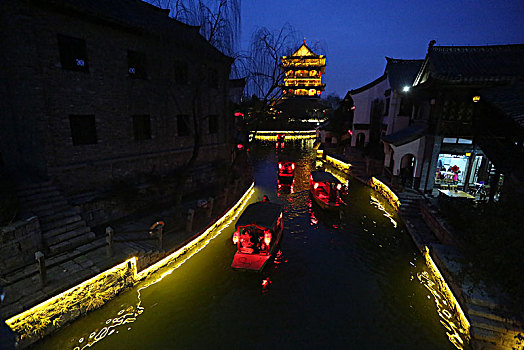 山东省枣庄台儿庄古城夜景