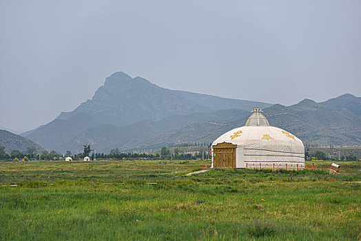 内蒙古自治区呼和浩特市敕勒川草原风光