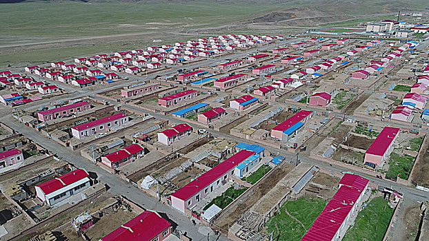 哈萨克族牧民新村