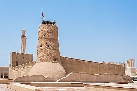 堡垒,迪拜