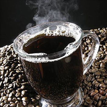 蒸汽,黑咖啡,玻璃杯,咖啡豆