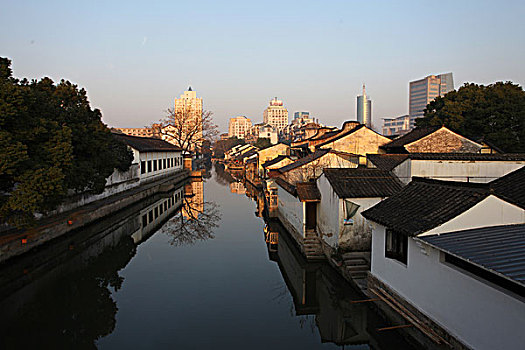 绍兴,古城,古文化街区,建筑,房子,民房,住宅,河道,小桥,流水,破旧,年久,特色,八字桥,完整,文物