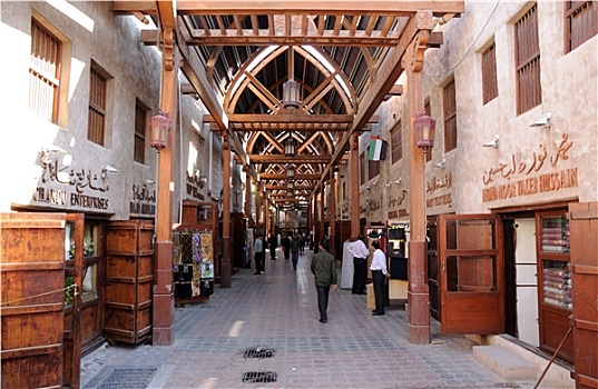 露天市场,迪拜
