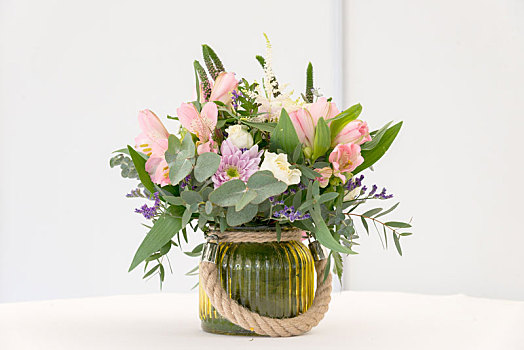 插花,精美,春花插花有机,插花,女人,创作,系,花束花束,丁香,木质背景