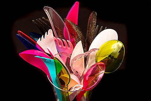 塑料制品,餐具,一次性用品,刀,叉子,勺子,垃圾,多样,彩色