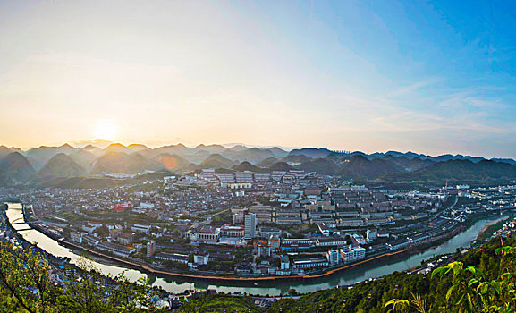 贵州茅台镇全景