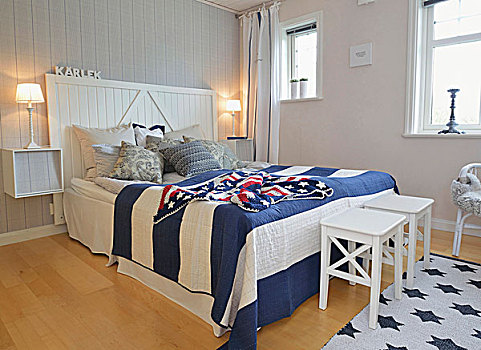 卧室,蓝色,白色,条纹,床单,编织,星条旗,毯子,双人床