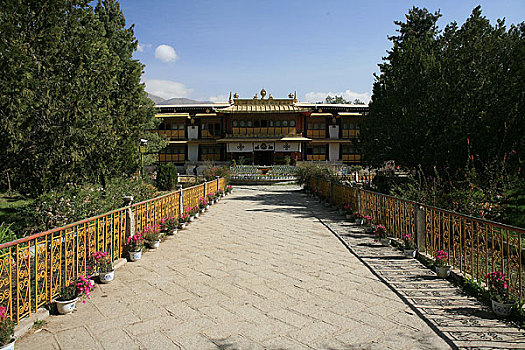 西藏拉萨市罗布林卡