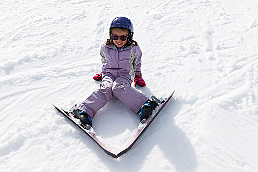 小女孩,滑雪