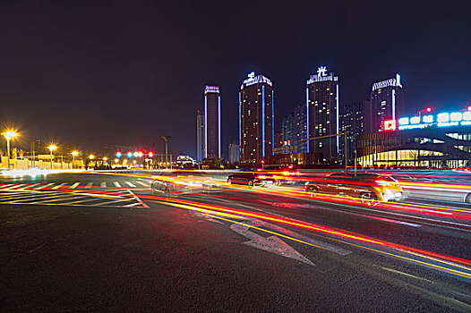 哈尔滨道里区群力星光耀夜景