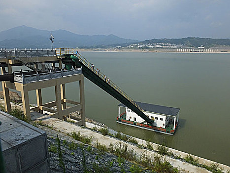 三峡水库